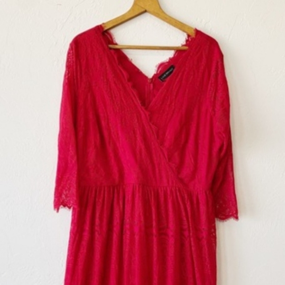 Lane Bryant Dresses & Skirts - Lane Bryant Lace Faux Wrap Dress